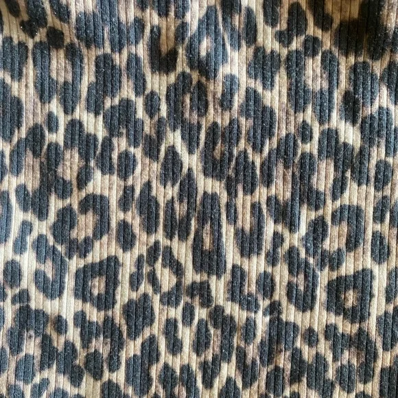 Cheetah Halter tank - Picture 3 of 3